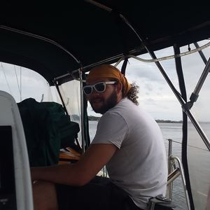 Meet your Posher, Simon